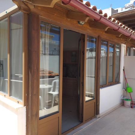 Happy Suite Heraklion  Екстер'єр фото
