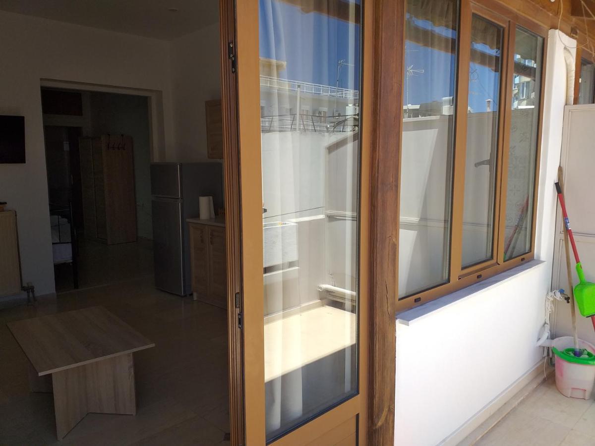 Happy Suite Heraklion  Екстер'єр фото